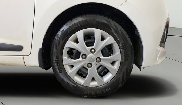 2015 Hyundai Grand i10 SPORTZ 1.2 KAPPA VTVT, Petrol, Manual, 61,620 km, Right Front Wheel