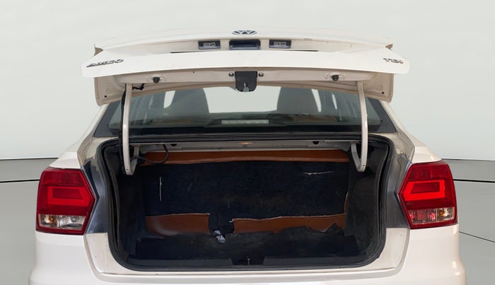 2018 Volkswagen Ameo TRENDLINE 1.5L, Diesel, Manual, 1,17,375 km, Boot Door Open