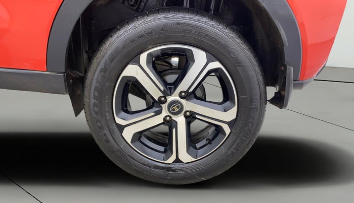 2023 Tata NEXON XZA PLUS SUNROOF PETROL, Petrol, Automatic, 31,113 km, Left Rear Wheel