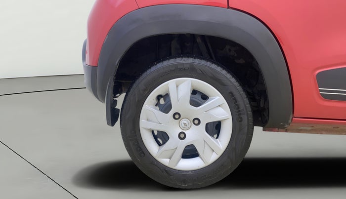 2022 Renault Kwid RXT 1.0 AMT, Petrol, Automatic, 41,062 km, Right Rear Wheel
