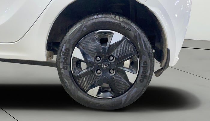 2025 Tata Tiago XZ iCNG, CNG, Manual, 3,607 km, Left Rear Wheel