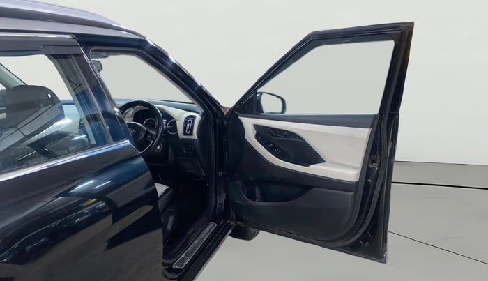 2022 Hyundai Creta EX 1.5 PETROL, Petrol, Manual, 28,753 km, RHS Front Door