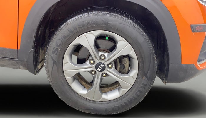 2020 KIA SELTOS HTK PLUS 1.5, Petrol, Manual, 26,079 km, Right Front Wheel