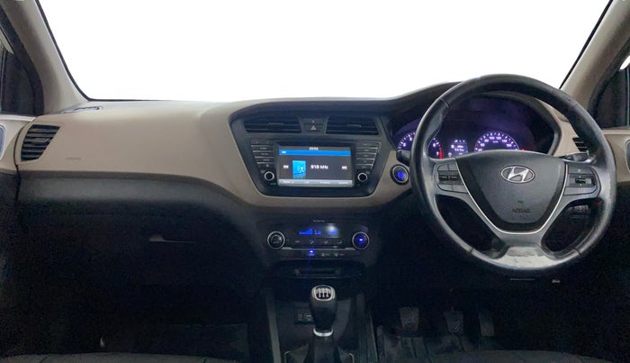 2016 Hyundai Elite i20 ASTA 1.2 (O), Petrol, Manual, 61,432 km, Dashboard