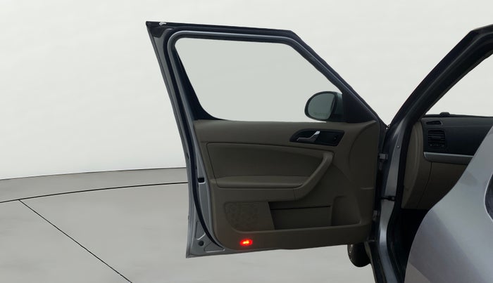 2013 Skoda Yeti AMBITION 2.0 TDI CR 4X2, Diesel, Manual, 71,866 km, LHS Front Door