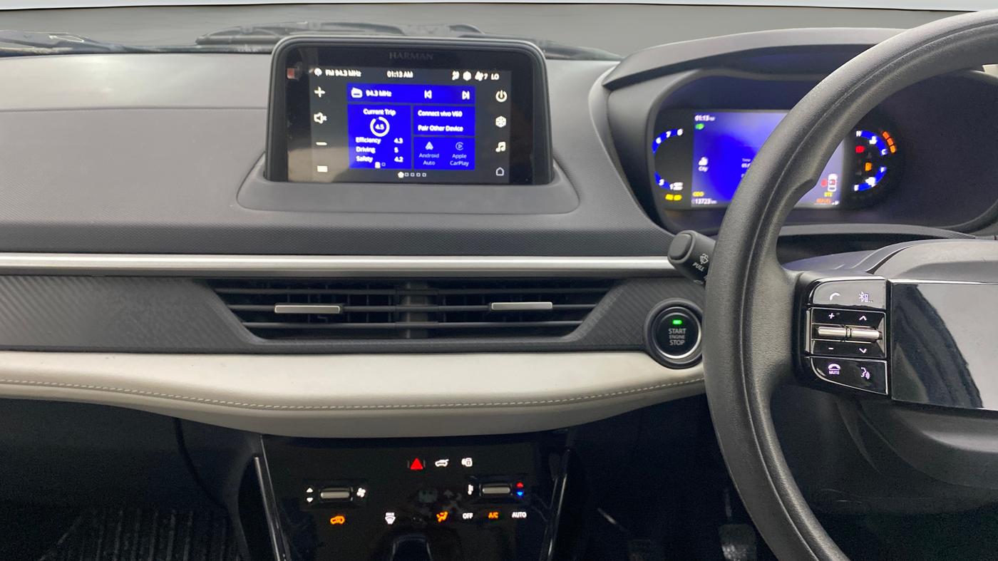 2023 Tata NEXON CREATIVE DUAL TONE 1.2 PETROL, Petrol, Manual, 13,722 km, Air Conditioner