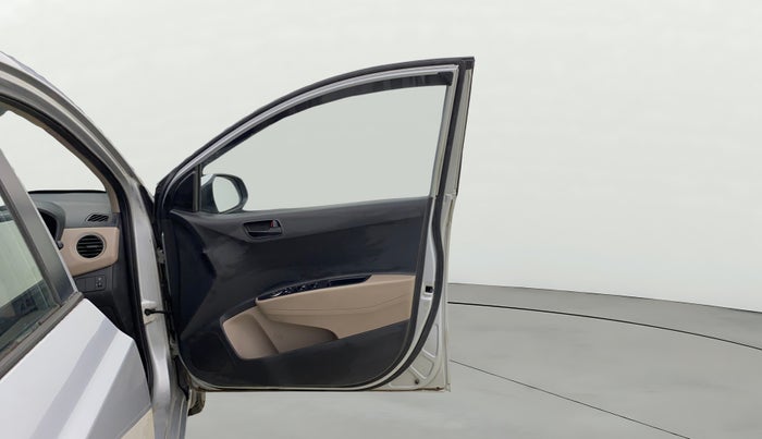 2019 Hyundai Xcent S 1.2, Petrol, Manual, 33,914 km, RHS Front Door