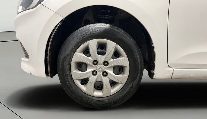 2017 Hyundai Elite i20 MAGNA EXECUTIVE 1.2, Petrol, Manual, 49,733 km, Left Front Wheel