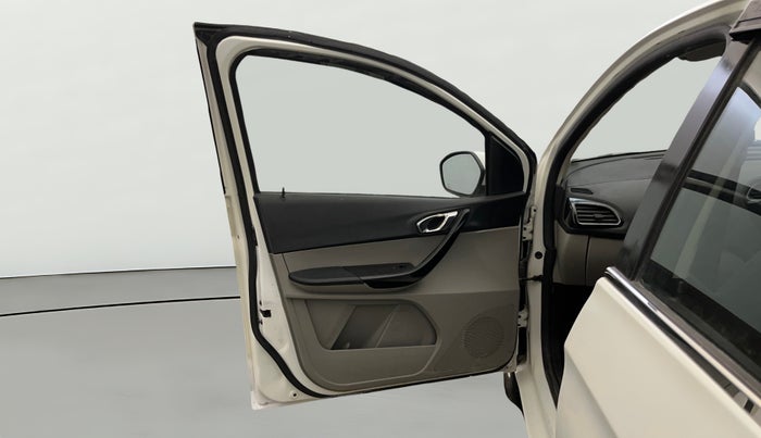 2018 Tata Tiago XZ PETROL, Petrol, Manual, 96,633 km, LHS Front Door