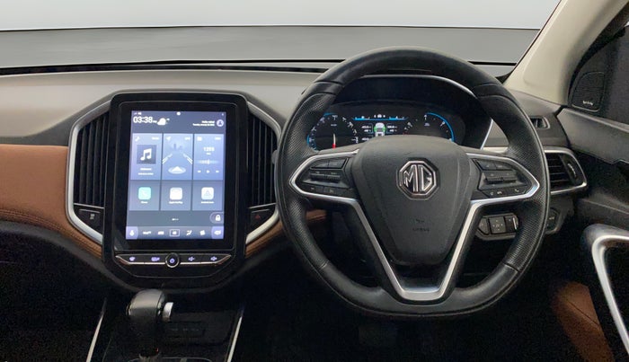 2020 MG HECTOR PLUS SHARP 1.5 PETROL TURBO DCT 6-STR, Petrol, Automatic, 55,286 km, Steering Wheel Close Up