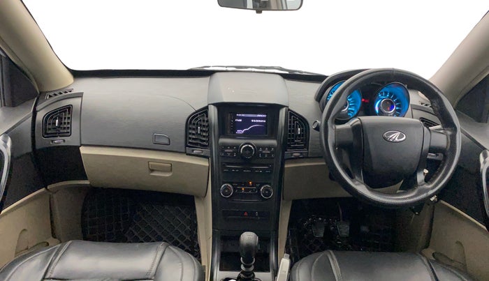 2017 Mahindra XUV500 W4, Diesel, Manual, 57,879 km, Dashboard