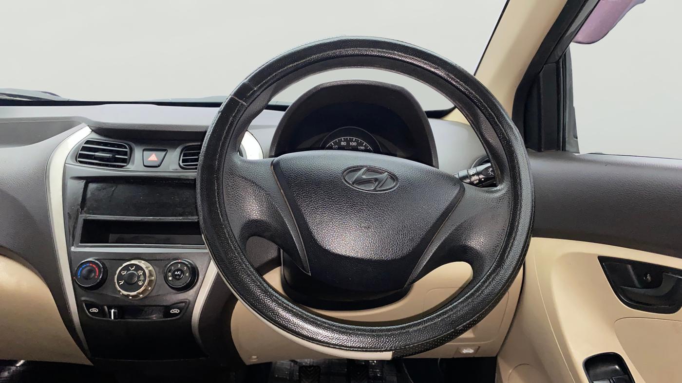 2013 Hyundai Eon ERA +, Petrol, Manual, 79,375 km, Steering Wheel Close Up