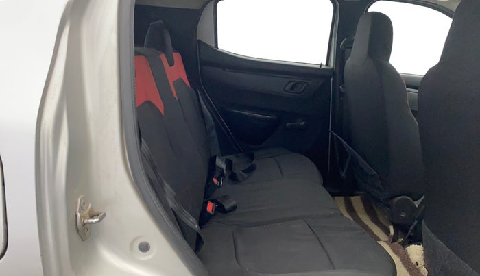 2017 Renault Kwid RXL, Petrol, Manual, 21,688 km, Right Side Rear Door Cabin