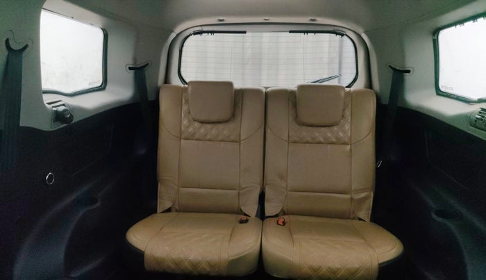 2018 Mahindra XUV500 W11 AT, Diesel, Automatic, 81,037 km, Third Seat Row ( optional )