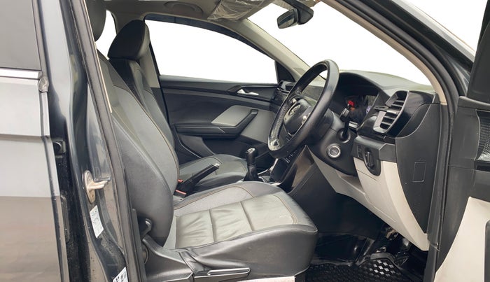 2023 Skoda KUSHAQ STYLE 1.0L TSI MT, Petrol, Manual, 66,576 km, Right Side Front Door Cabin