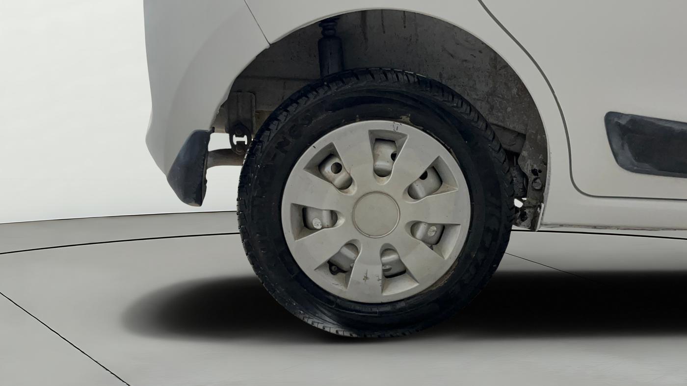 2023 Maruti Alto K10 LXI, Petrol, Manual, 13,254 km, Right Rear Wheel