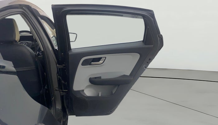 2020 Tata ALTROZ XZ PETROL, Petrol, Manual, 22,214 km, RHS Rear Door