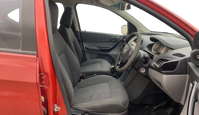 2017 Tata TIGOR XT PETROL, Petrol, Manual, 98,102 km, Right Side Front Door Cabin