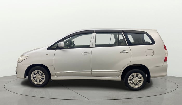 2014 Toyota Innova 2.5 GX 8 STR, Diesel, Manual, 1,07,663 km, Left Side