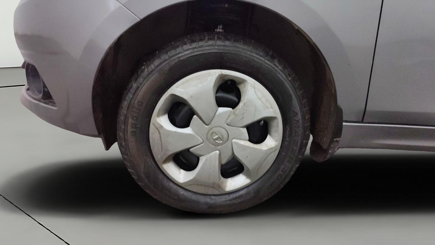 2018 Tata TIGOR XT PETROL, Petrol, Manual, 10,544 km, Left Front Wheel