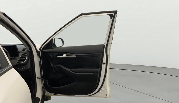 2022 KIA SELTOS HTK 1.5 DIESEL, Diesel, Manual, 79,659 km, RHS Front Door