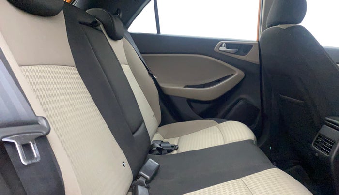 2019 Hyundai Elite i20 ASTA 1.2 (O), Petrol, Manual, 34,545 km, Right Side Rear Door Cabin