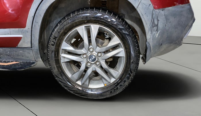 2020 KIA SELTOS HTX 1.5 PETROL, Petrol, Manual, 1,04,109 km, Left Rear Wheel