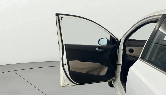 2014 Hyundai Xcent S 1.2, Petrol, Manual, 97,069 km, LHS Front Door