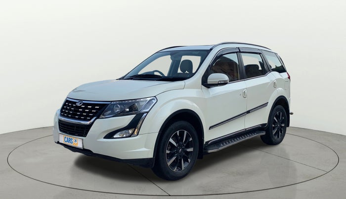 2019 Mahindra XUV500 W11 (O) AWD, Diesel, Manual, 63,104 km, Left Front Diagonal