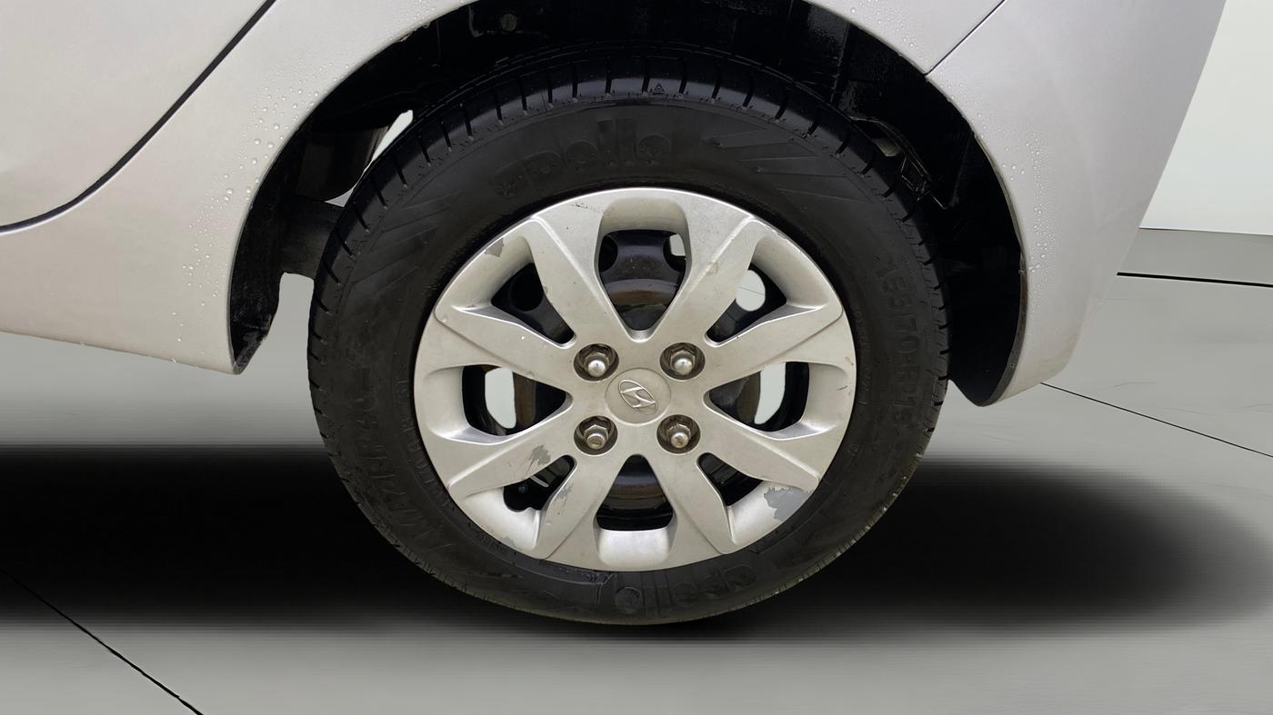 2017 Hyundai Eon MAGNA +, Petrol, Manual, 69,619 km, Left Rear Wheel