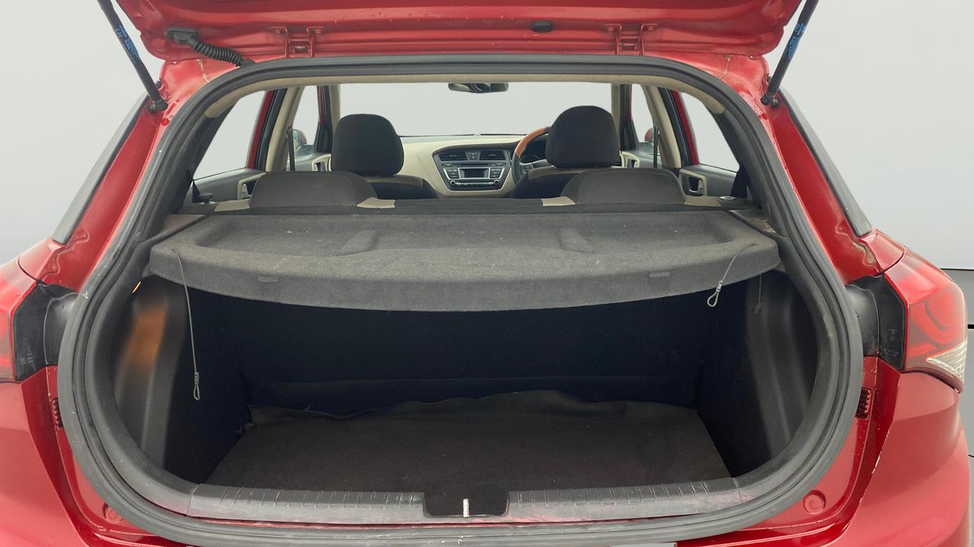 2014 Hyundai Elite i20 SPORTZ 1.2, Petrol, Manual, 1,11,312 km, Boot Open Zoomed View