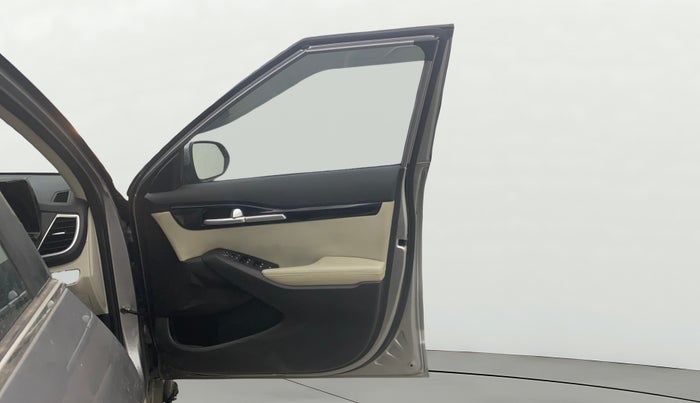 2020 KIA SELTOS HTX IVT 1.5 PETROL, Petrol, Automatic, 57,595 km, RHS Front Door