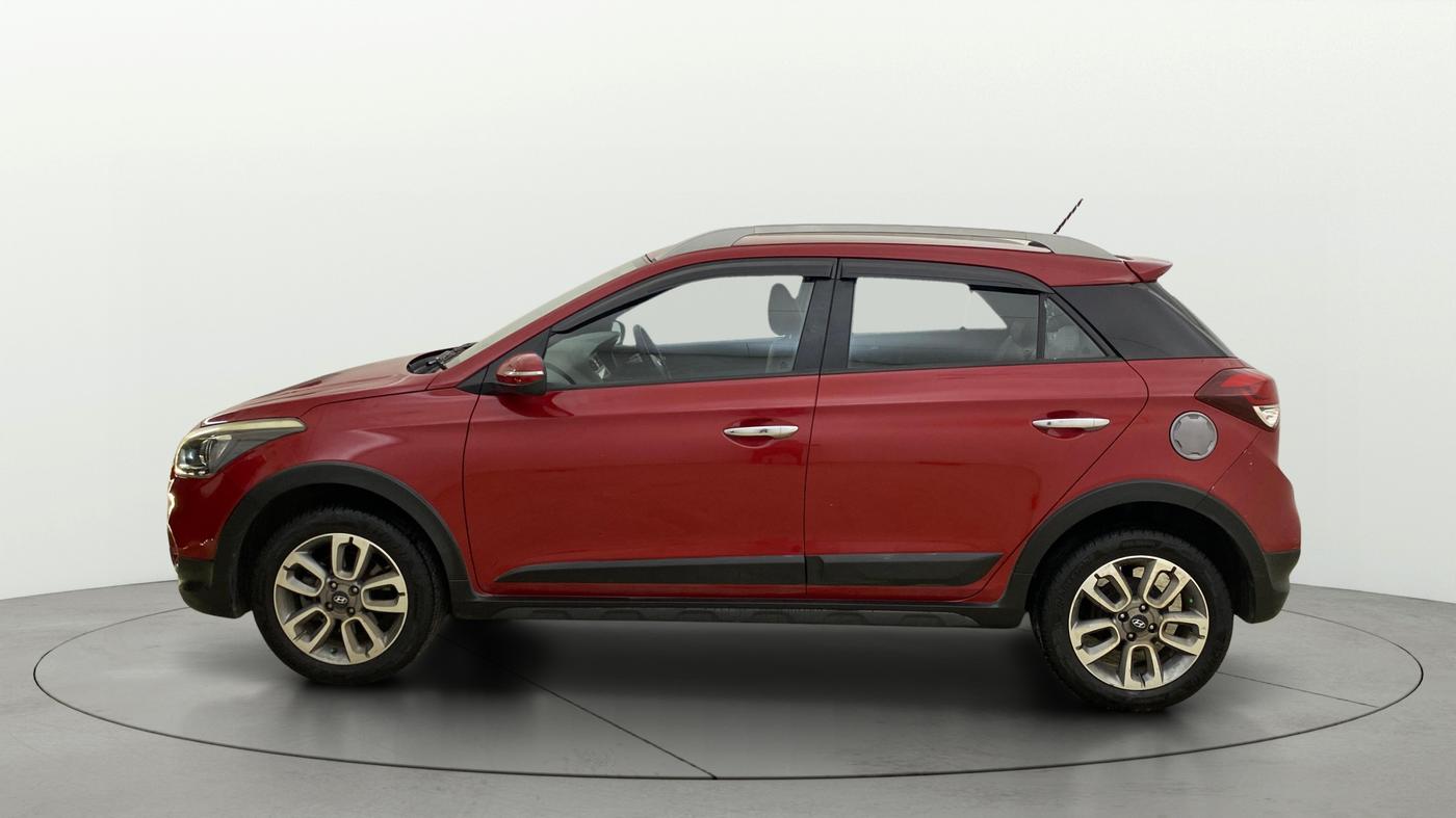 2015 Hyundai i20 Active 1.4 SX, Diesel, Manual, 30,544 km, Left Side