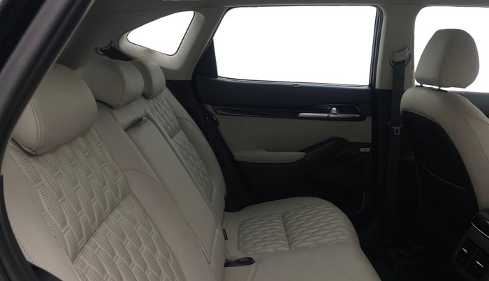 2020 KIA SELTOS HTX PLUS 1.5 DIESEL, Diesel, Manual, 38,613 km, Right Side Rear Door Cabin