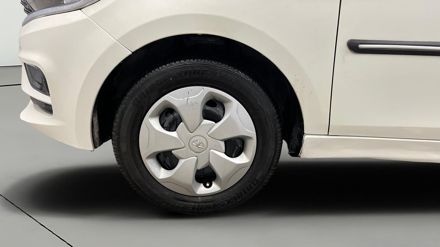 2021 Tata Tiago XT (O) PETROL, Petrol, Manual, 31,998 km, Left Front Wheel