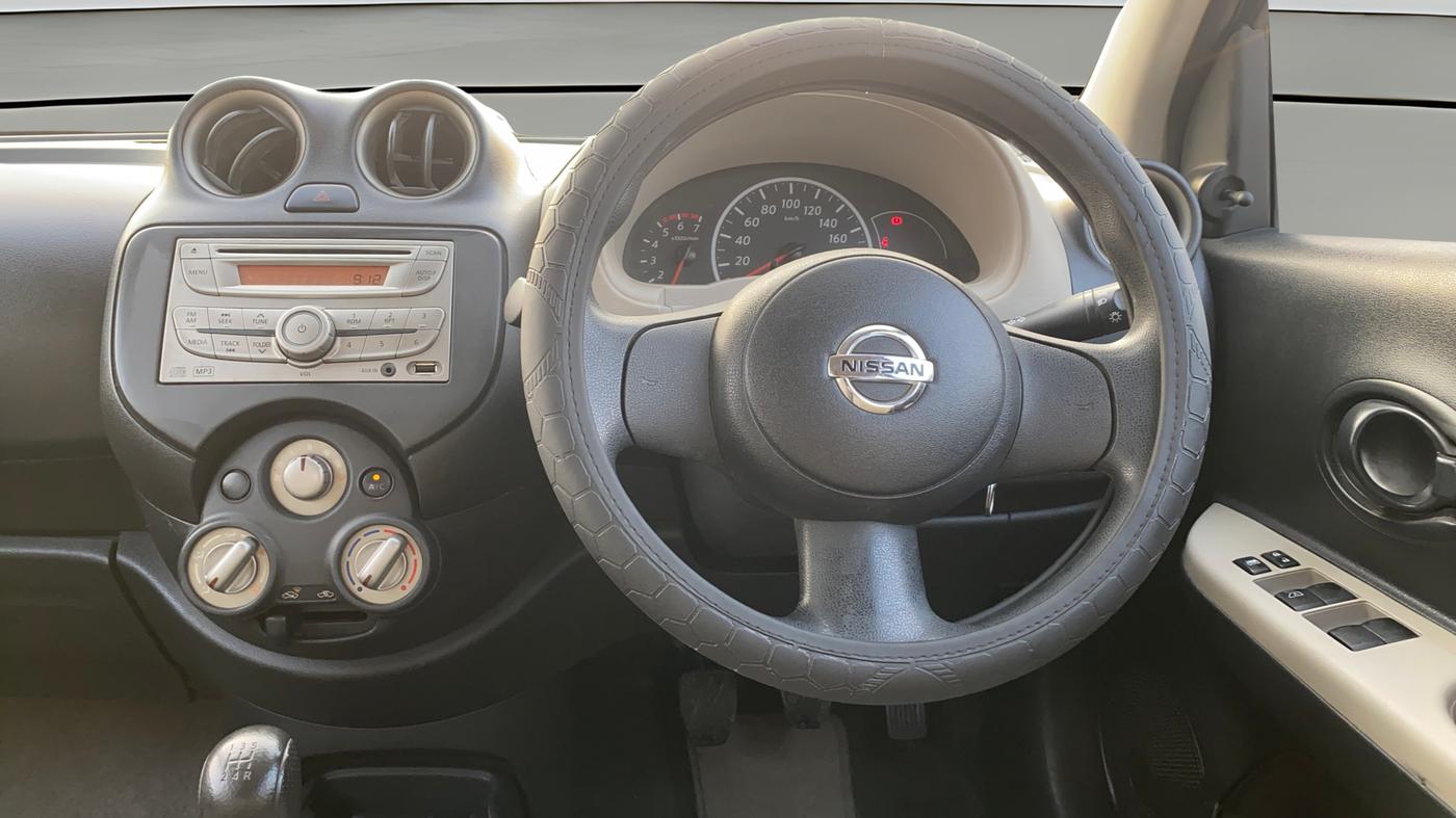 2015 Nissan Micra Active XV, Petrol, Manual, 33,490 km, Steering Wheel Close Up