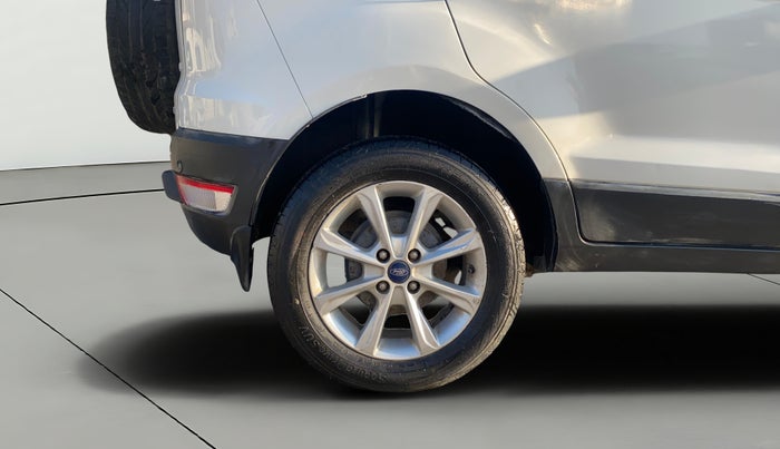 2018 Ford Ecosport TITANIUM 1.5L DIESEL, Diesel, Manual, 1,16,297 km, Right Rear Wheel