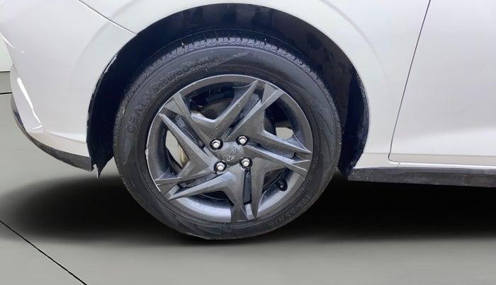 2022 Hyundai NEW I20 SPORTZ 1.2 MT, Petrol, Manual, 75,602 km, Left Front Wheel