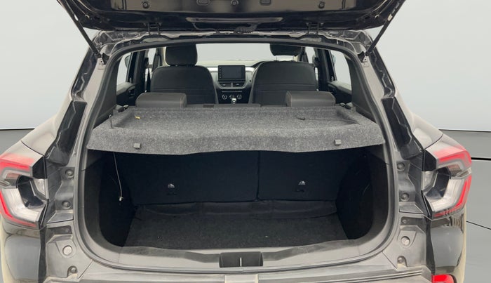 2024 Renault Kiger RXT (O) AMT, Petrol, Automatic, 8,350 km, Boot Open Zoomed View