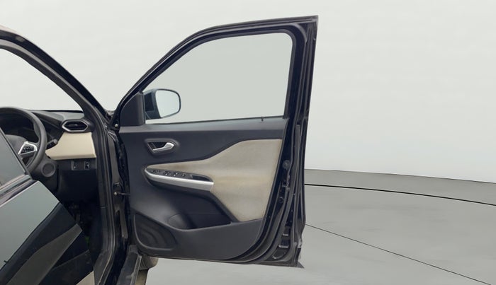 2023 Nissan MAGNITE XV MT, Petrol, Manual, 29,957 km, RHS Front Door