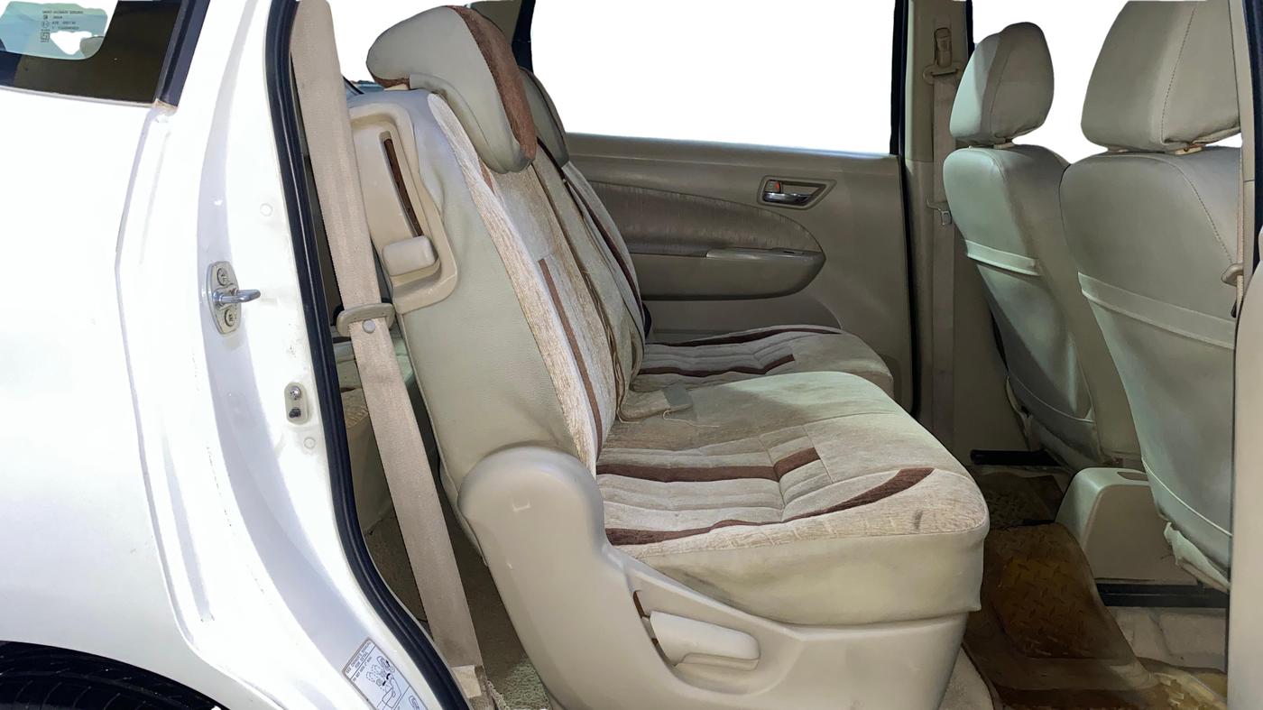 2013 Maruti Ertiga ZDI, Diesel, Manual, 88,520 km, Right Side Rear Door Cabin