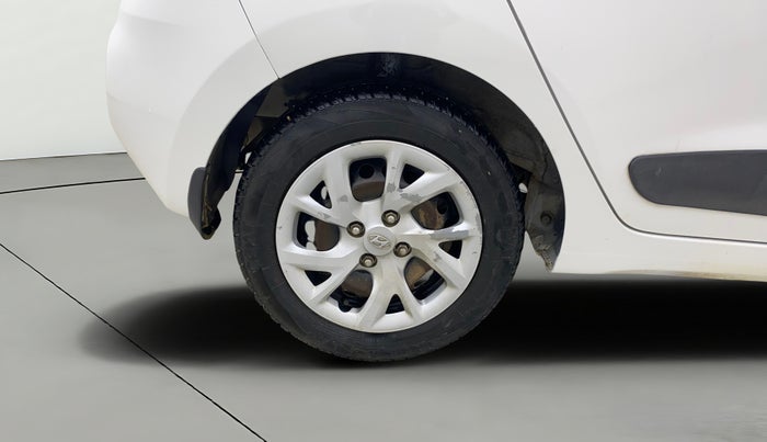 2017 Hyundai Grand i10 MAGNA 1.2 KAPPA VTVT, Petrol, Manual, 68,149 km, Right Rear Wheel