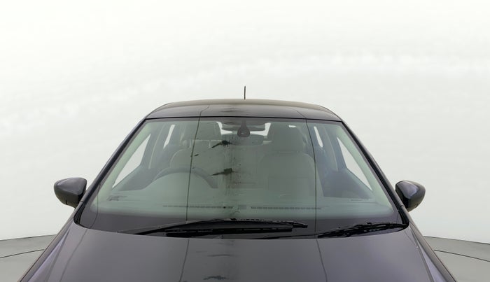 2016 Volkswagen Vento HIGHLINE 1.6 MPI, Petrol, Manual, 1,13,438 km, Front Windshield