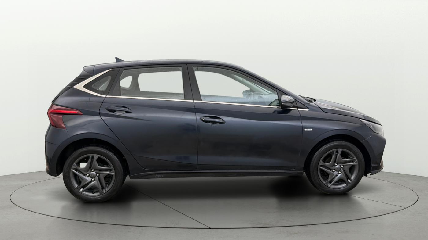 2022 Hyundai NEW I20 SPORTZ 1.2 AT, Petrol, Automatic, 41,825 km, Right Side View