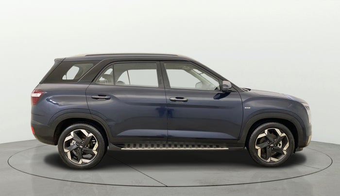 2022 Hyundai ALCAZAR PLATINUM(O) 7STR 1.5 AT, Diesel, Automatic, 36,240 km, Right Side View