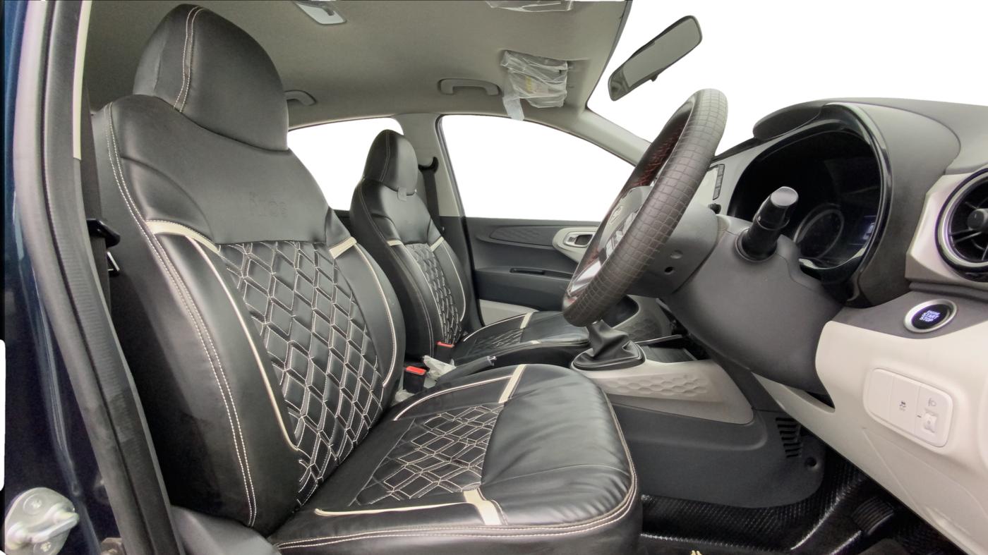 2023 Hyundai GRAND I10 NIOS ASTA 1.2 KAPPA VTVT, Petrol, Manual, 9,362 km, Right Side Front Door Cabin