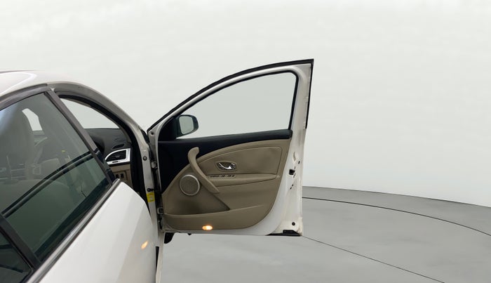 2014 Renault Fluence 1.5 E4, Diesel, Manual, 66,183 km, RHS Front Door