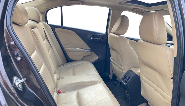 2020 Honda City 1.5L I-VTEC ZX CVT, Petrol, Automatic, 60,934 km, Right Side Rear Door Cabin