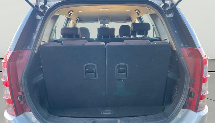 2013 Mahindra XUV500 W6, Diesel, Manual, 1,26,648 km, Boot Open Zoomed View