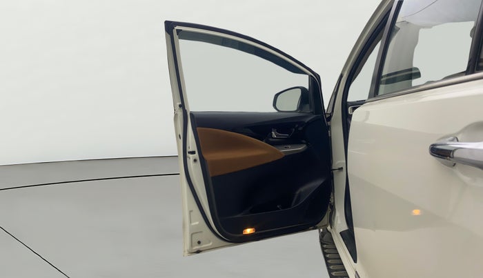 2016 Toyota Innova Crysta 2.7 ZX AT 7 STR, Petrol, Automatic, 51,020 km, LHS Front Door